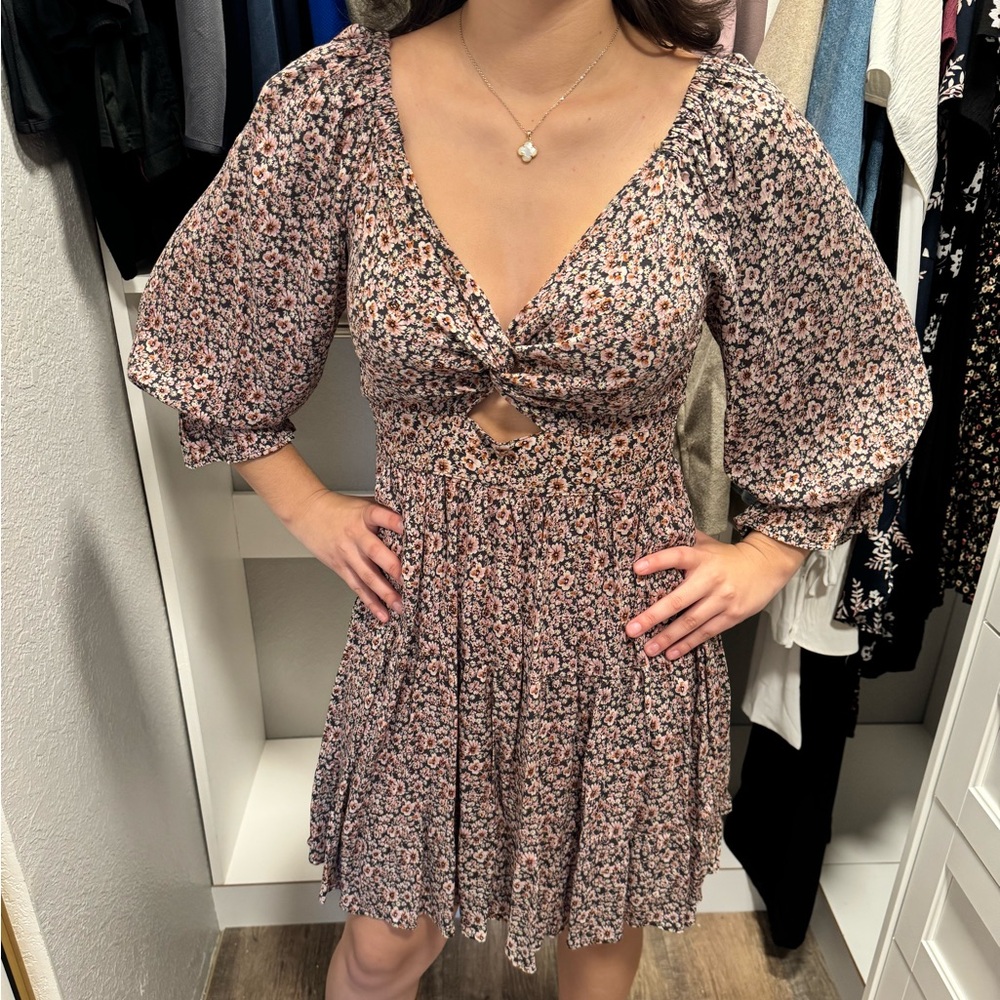 Creations boutique mini long-sleeve dress